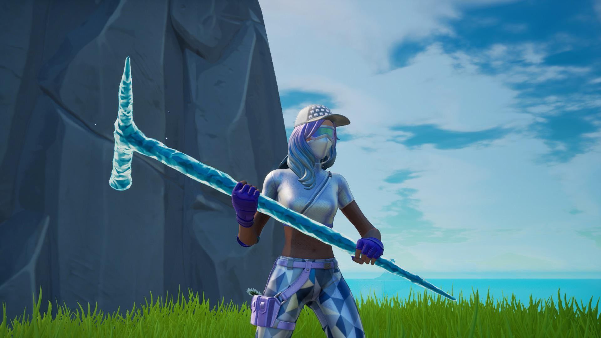 My first post on Fortnite Fashion! [Diamond Diva] [Infinite Bloom] [Icicle] [Convergence] [Hench]