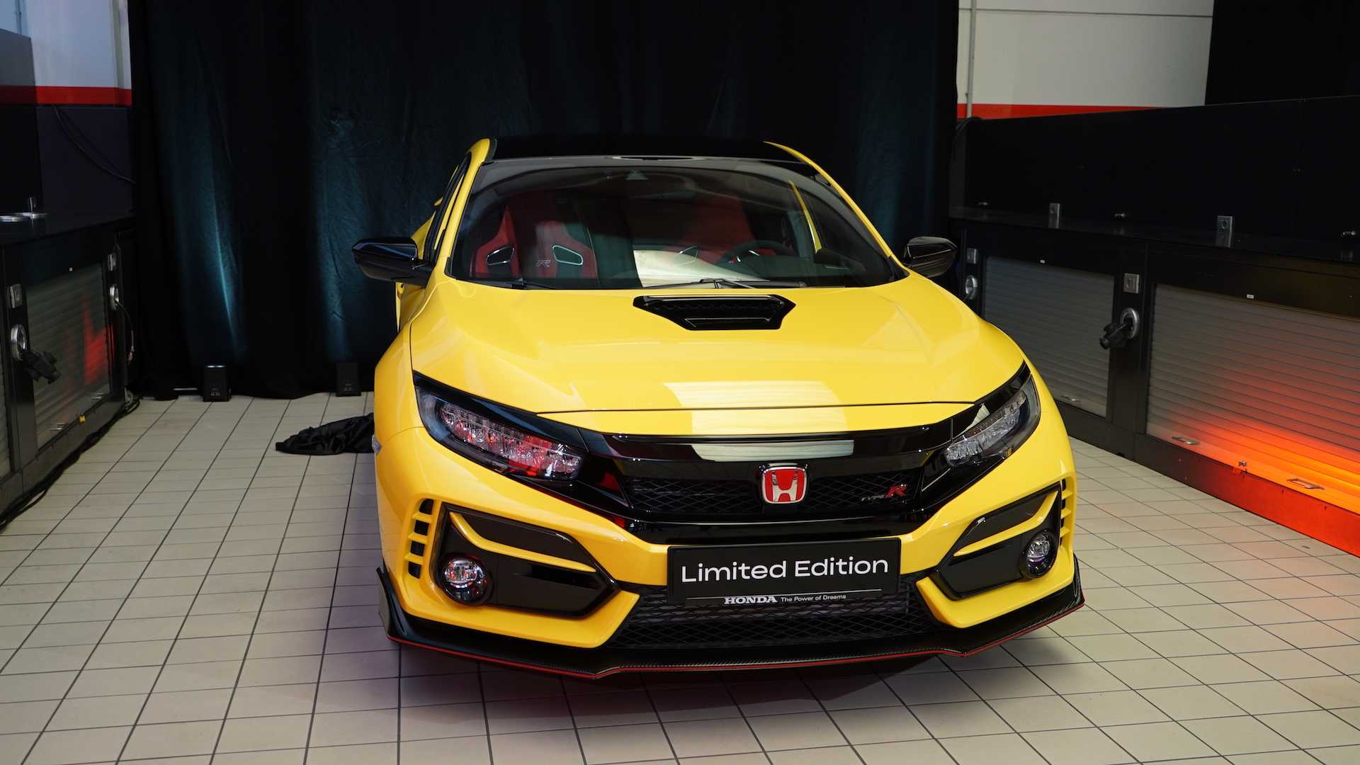 The 2021 Honda Civic Type R Limited Edition Is Ready For The Track