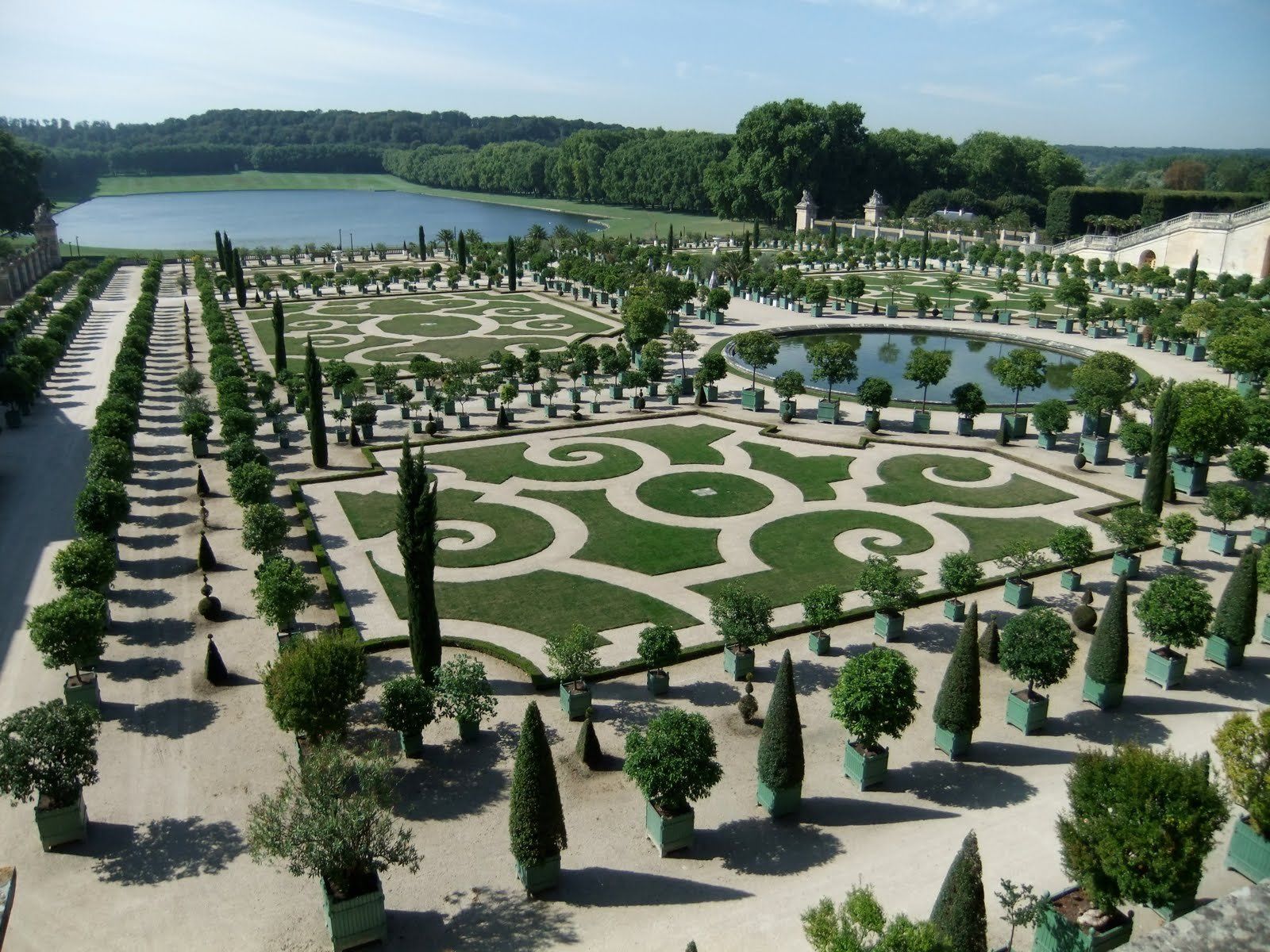 Французский сад Версаль лапка