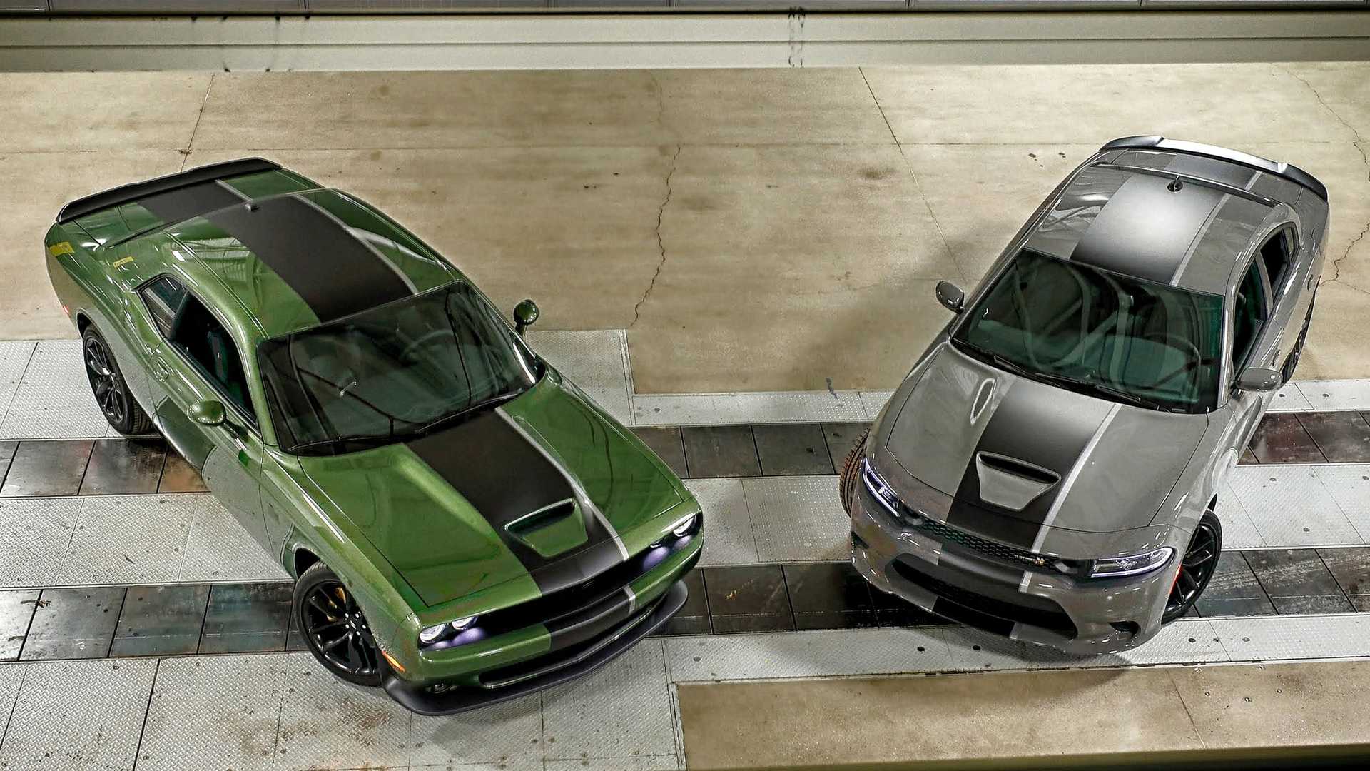 Dodge Challenger RT Stars & Stripes Edition Wallpaper (HD Image)