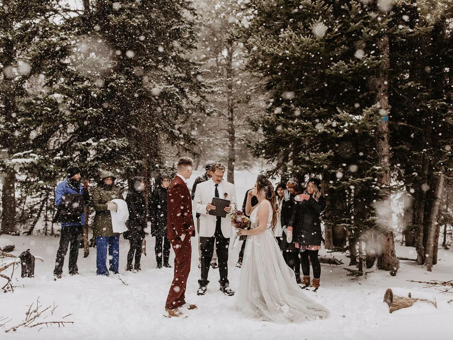 Winter Wedding Ideas That Are Cozy and Chic