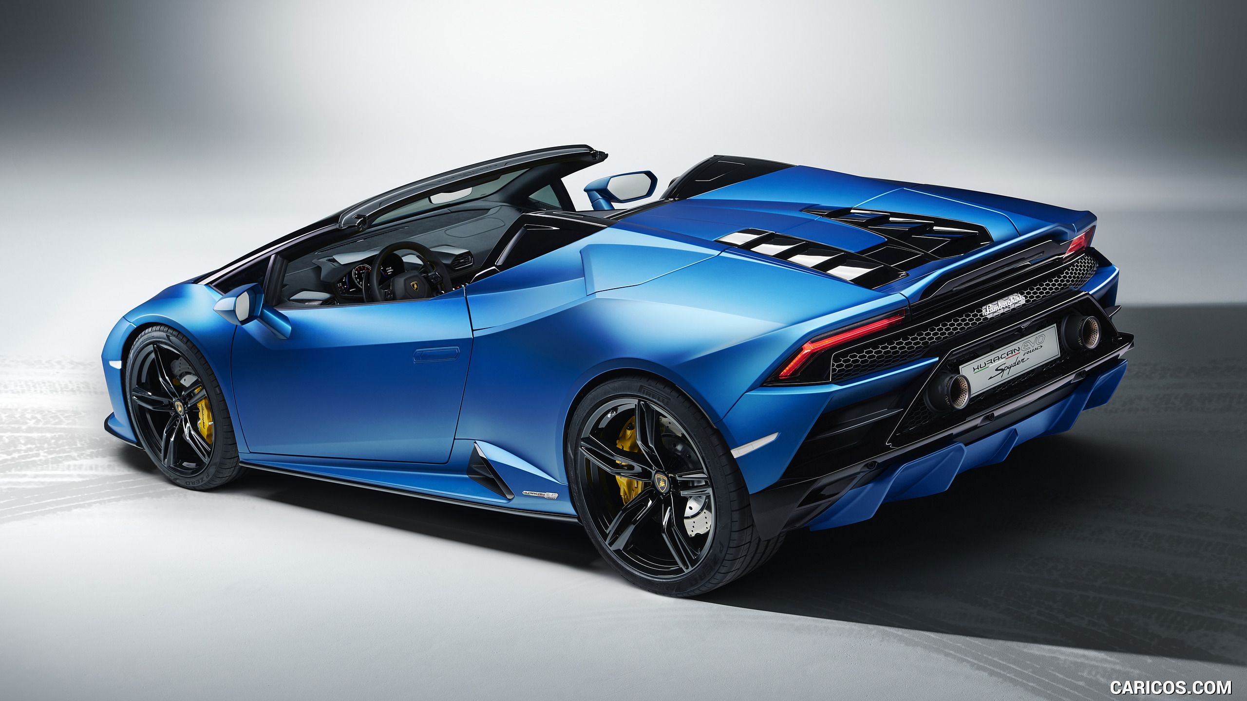 Blue lamborghini huracan Wallpapers Download