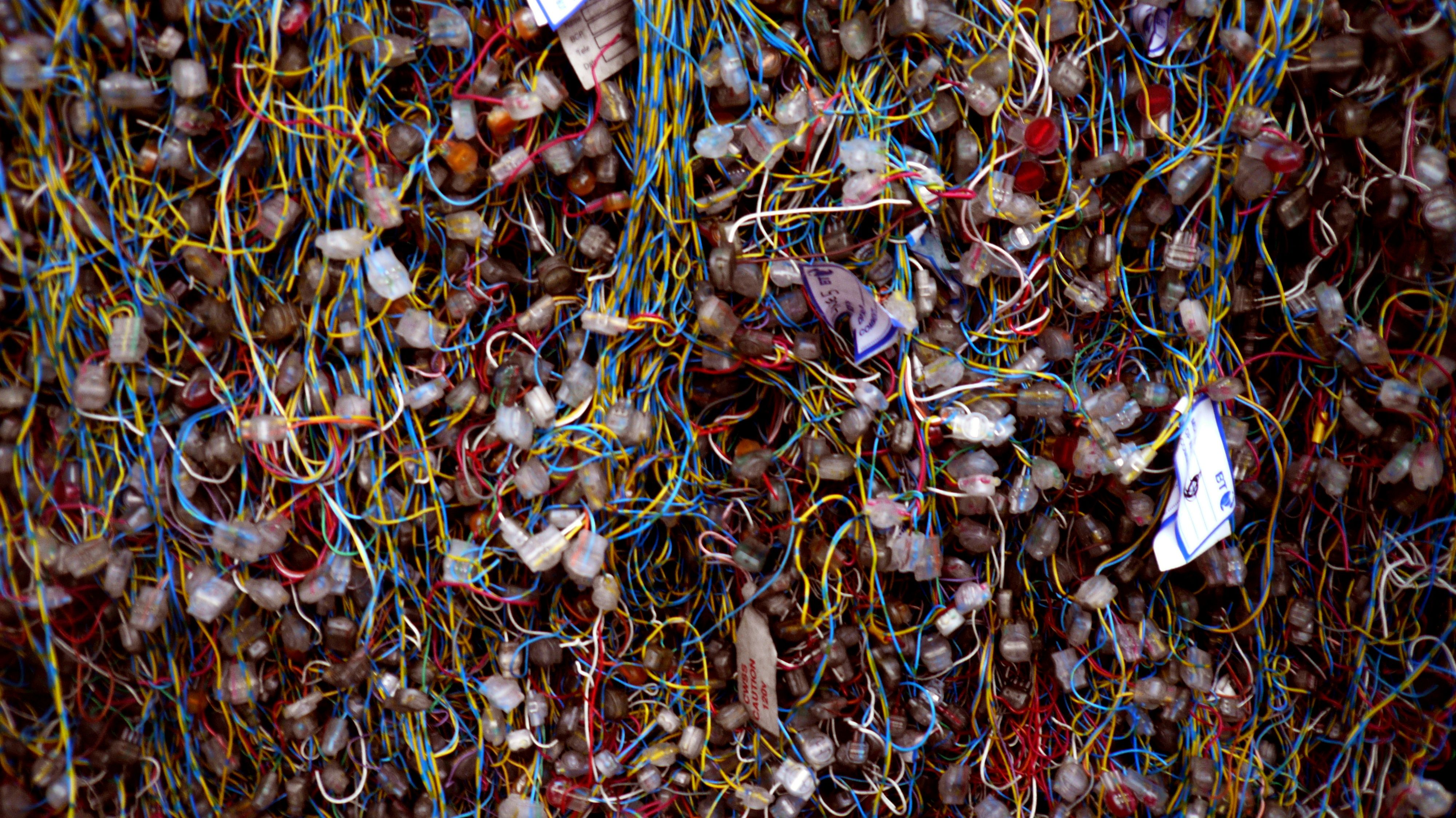 Jackson Pollock is an amazing artist. But he isn't great at cable management