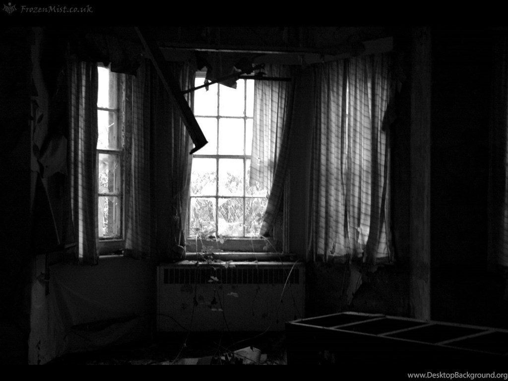 Dark House Wallpaper 1024×768