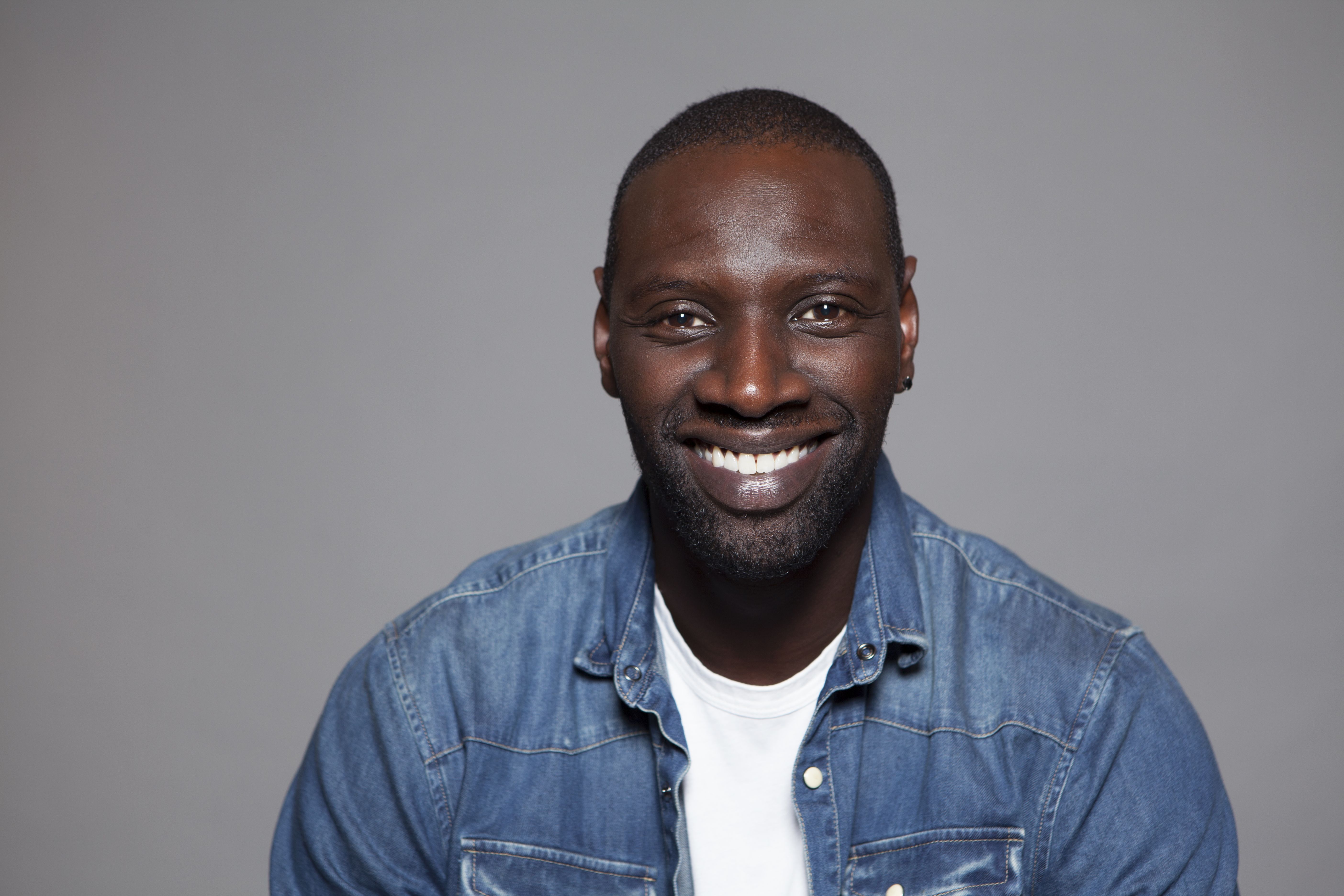 Omar Sy French Actor Smile Wallpaper:5616x3744