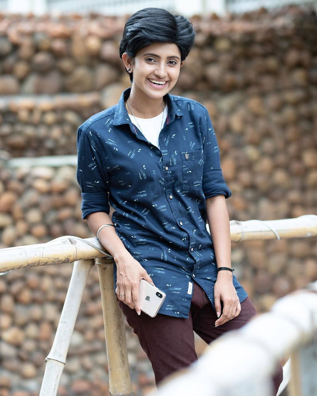 Image may contain: one or more people, people standing and outdoor. Fashion, Actresses, Pretty