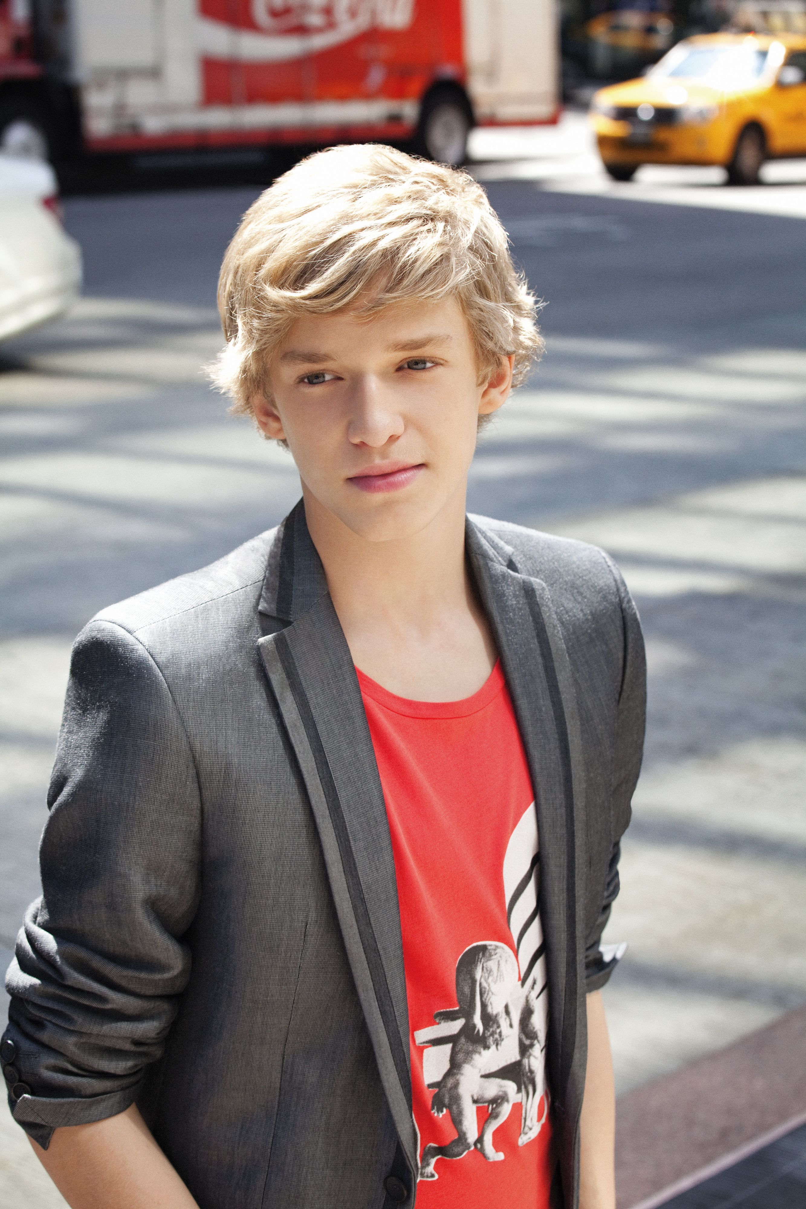 Cody Simpson Background. Cody and Rex Wallpaper, Commander Cody Wallpaper and Cody Simpson Wallpaper