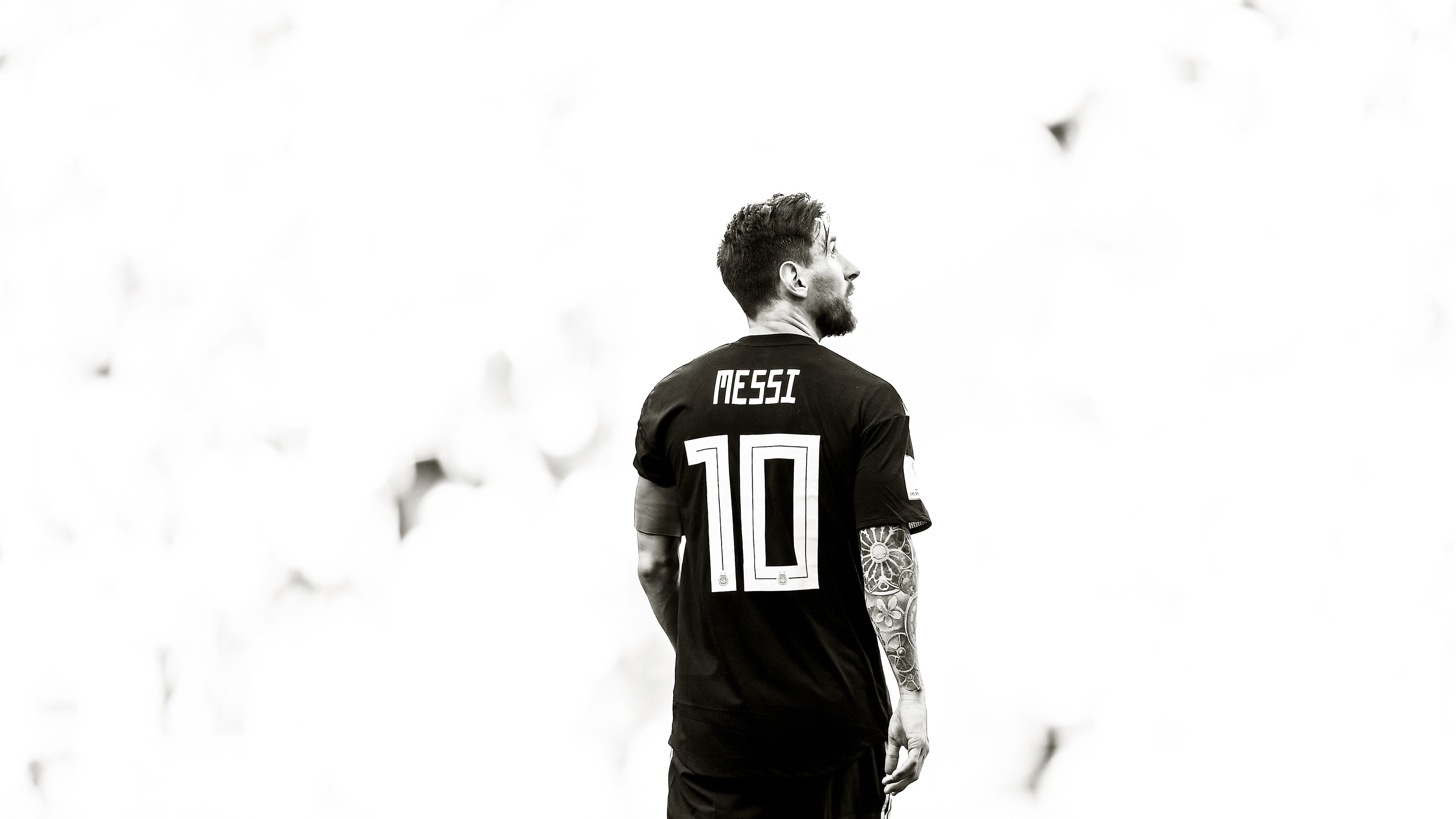 Wallpapers 4k Lionel Messi Monochrome Wallpapers