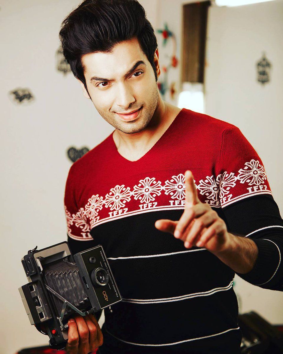 Sharad Malhotra™