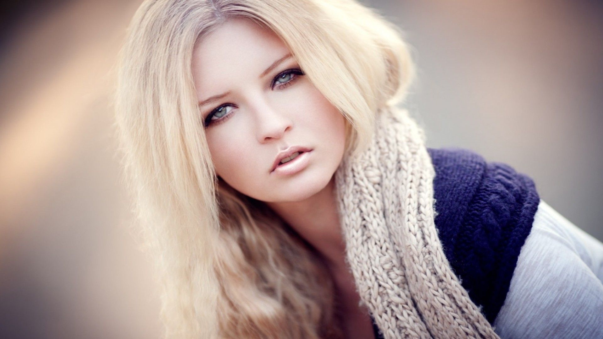 Blonde Woman Wallpaper