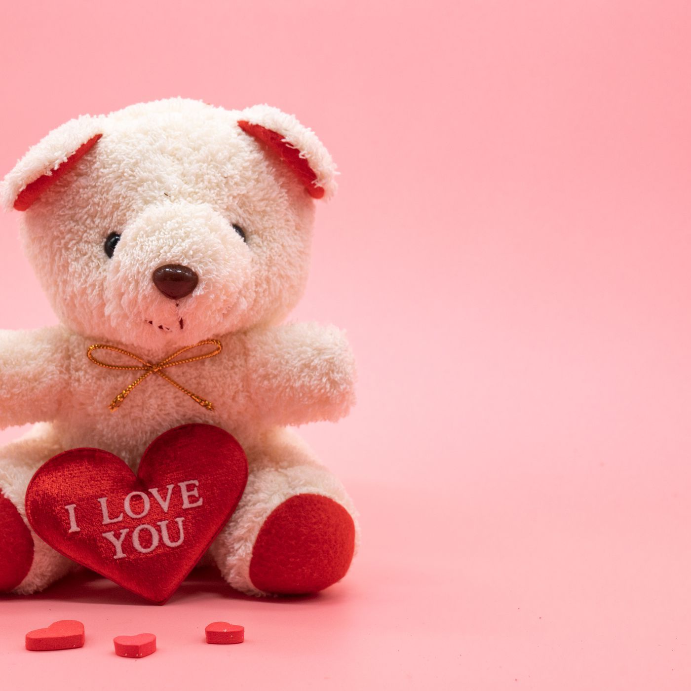 Valentine's Day teddy bears: An investigation