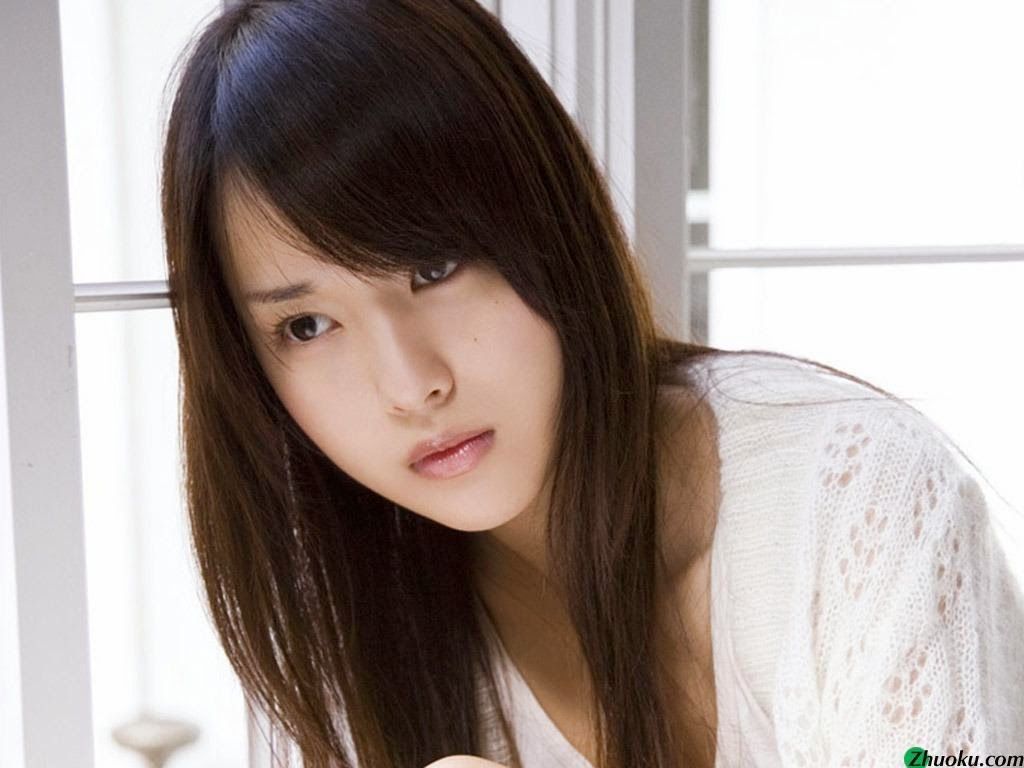 Everything 4u: Cute Japanese Actress Erika Toda HD Wallpapers.