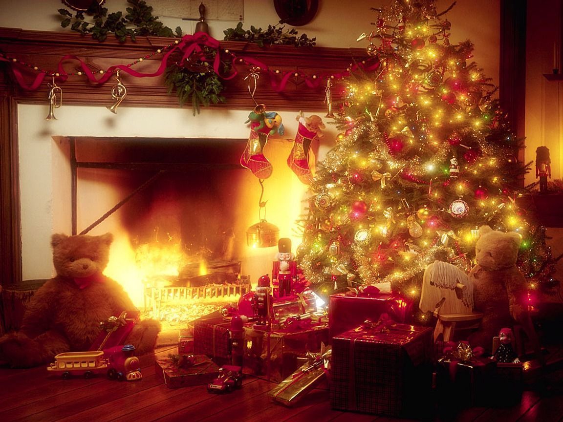 Winter Cozy Christmas Fireplace Wallpaper