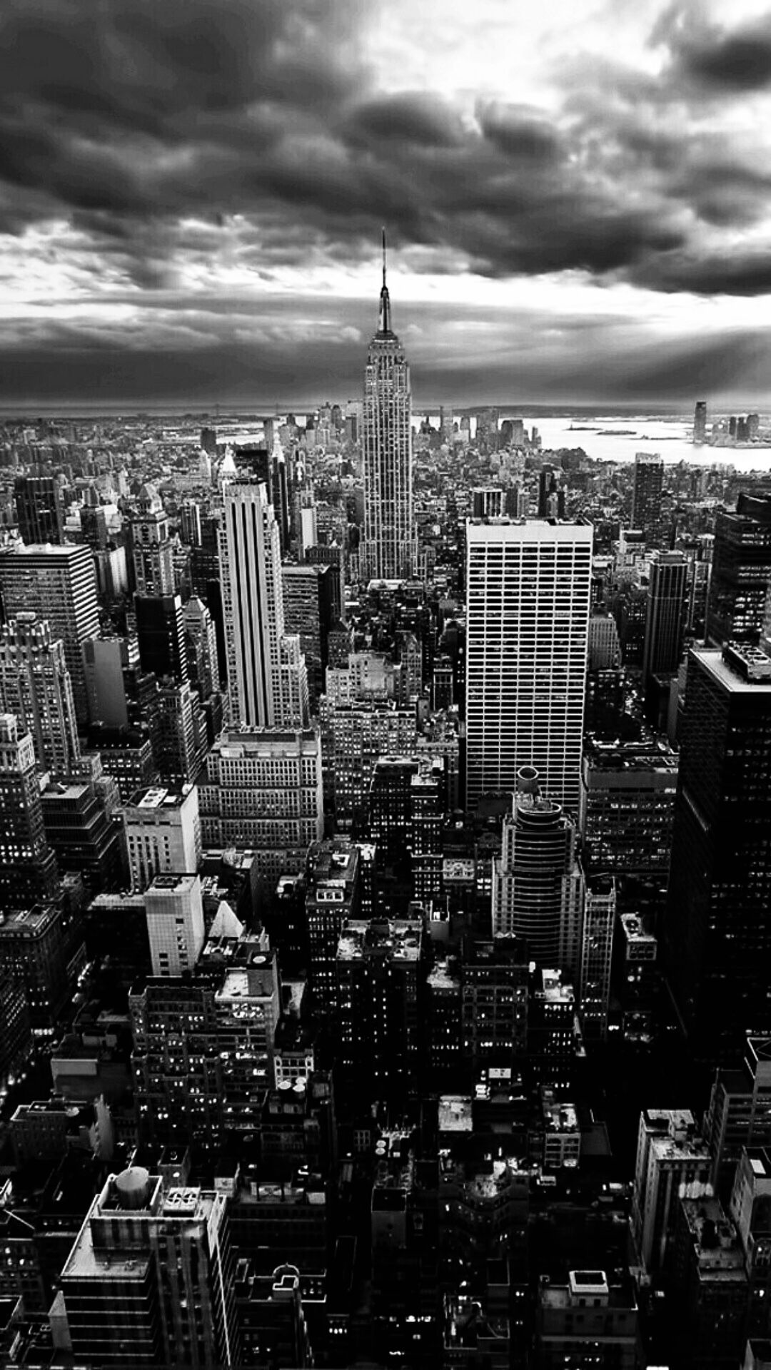 Manhattan. Black and white wallpaper iphone, Black and white picture wall, Black and white wallpaper