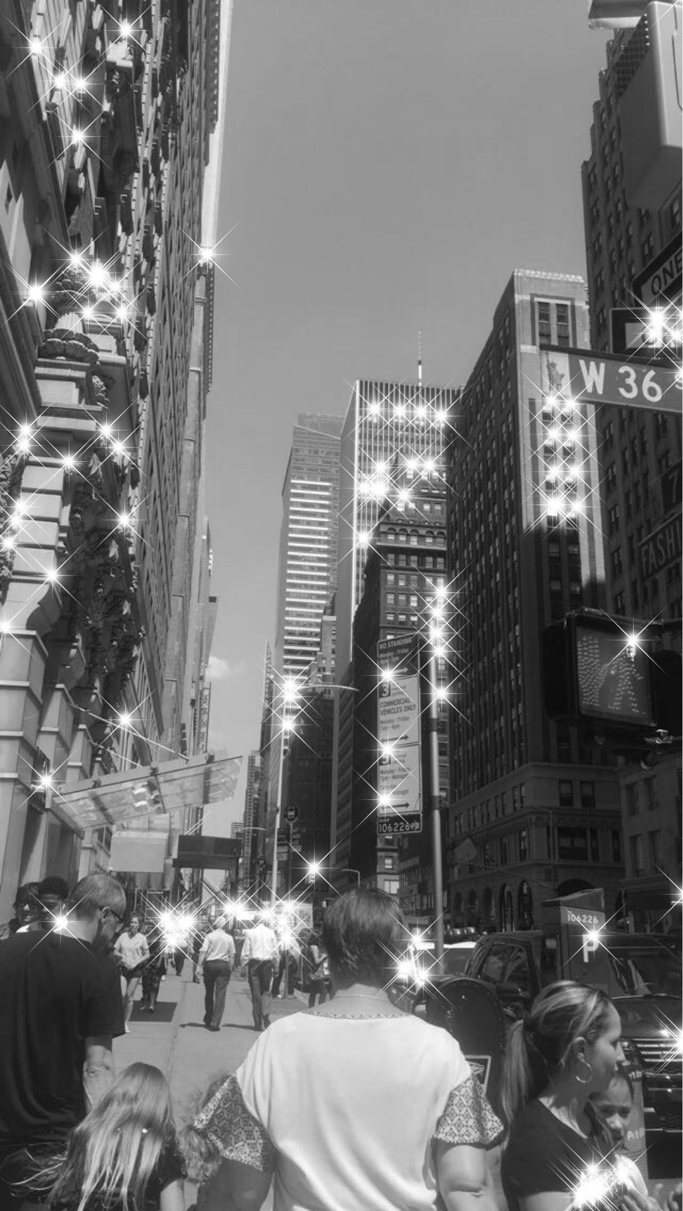 new york city aesthetic. Black and white picture wall, Black and white photo wall, Aesthetic picture