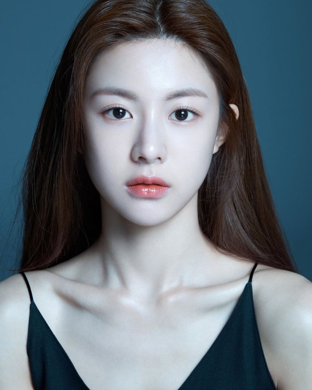 Potret Menawan Goo Yoon Jung, Si Aktris yang Sedang Naik Daun