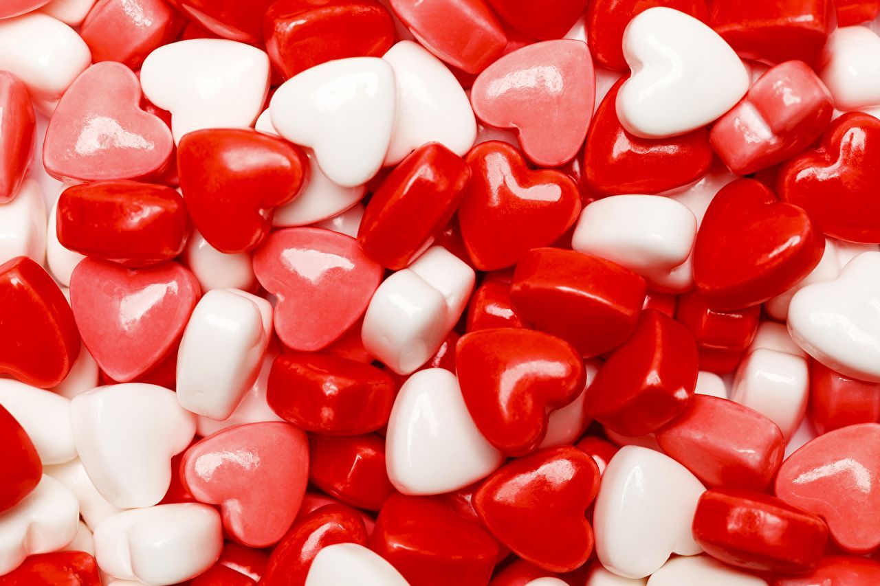 Photo Valentine's Day Heart Lollipop Food Sweets #wallpaper #desktopwallpaper #valentines #valentine. Valentines day hearts, Holidays sweets, Sugar free desserts
