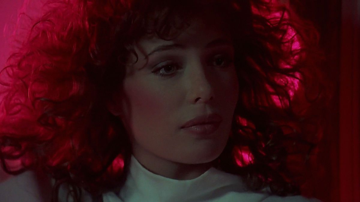 Kelly LeBrock wallpaper