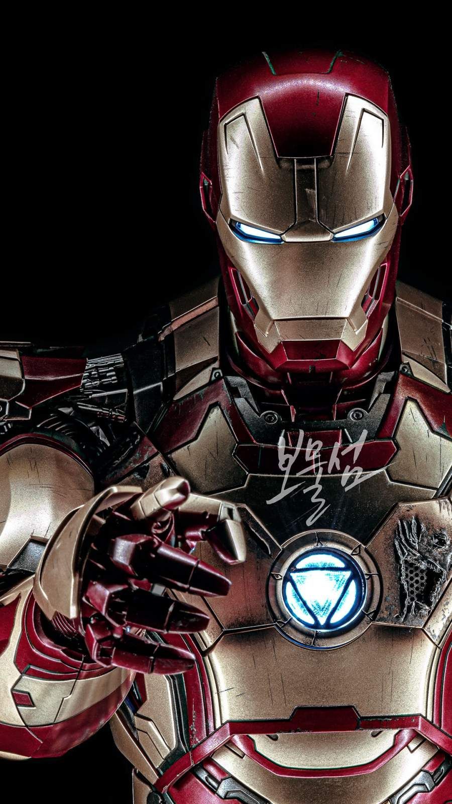 Iron Man Mark 42 Pointing IPhone Wallpaper. Iron man artwork, Iron man, Iron man fan art