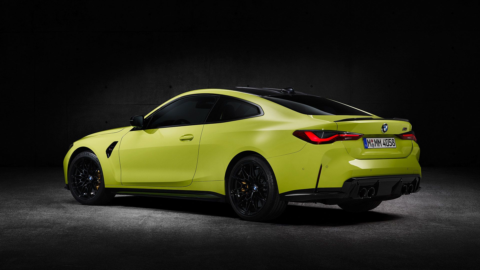 BMW M4 Competition Wallpaper, Specs & Videos