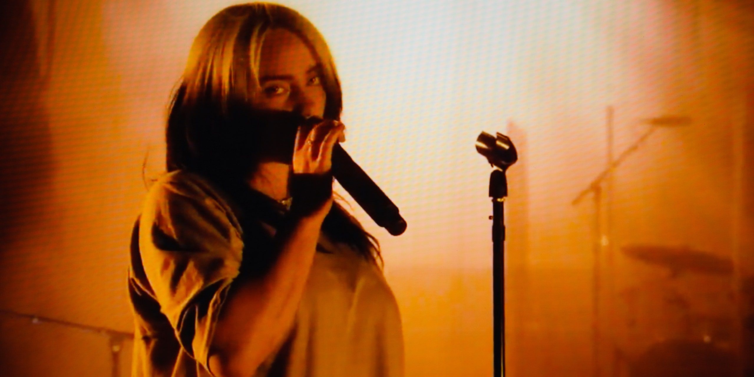 Billie Eilish Announces Livestream Concert