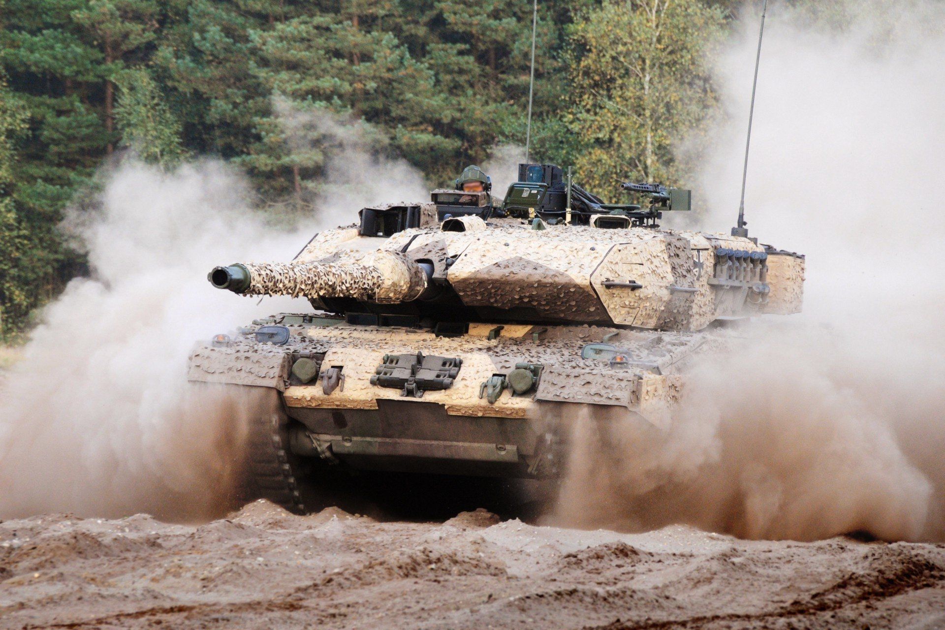 Leopard 2 Main Battle Tank Military Wallpaper