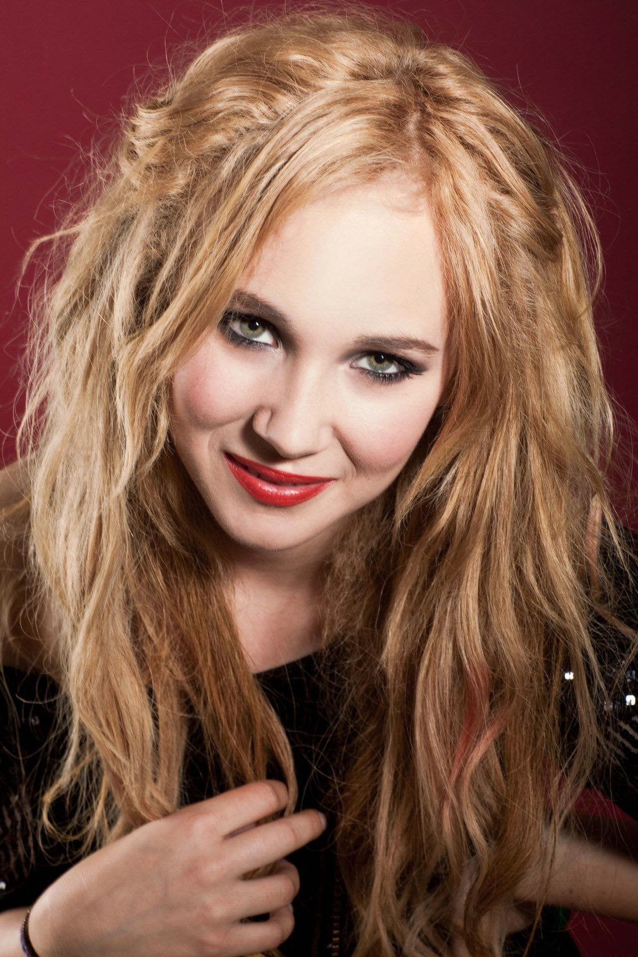 Juno Temple Temple Photo