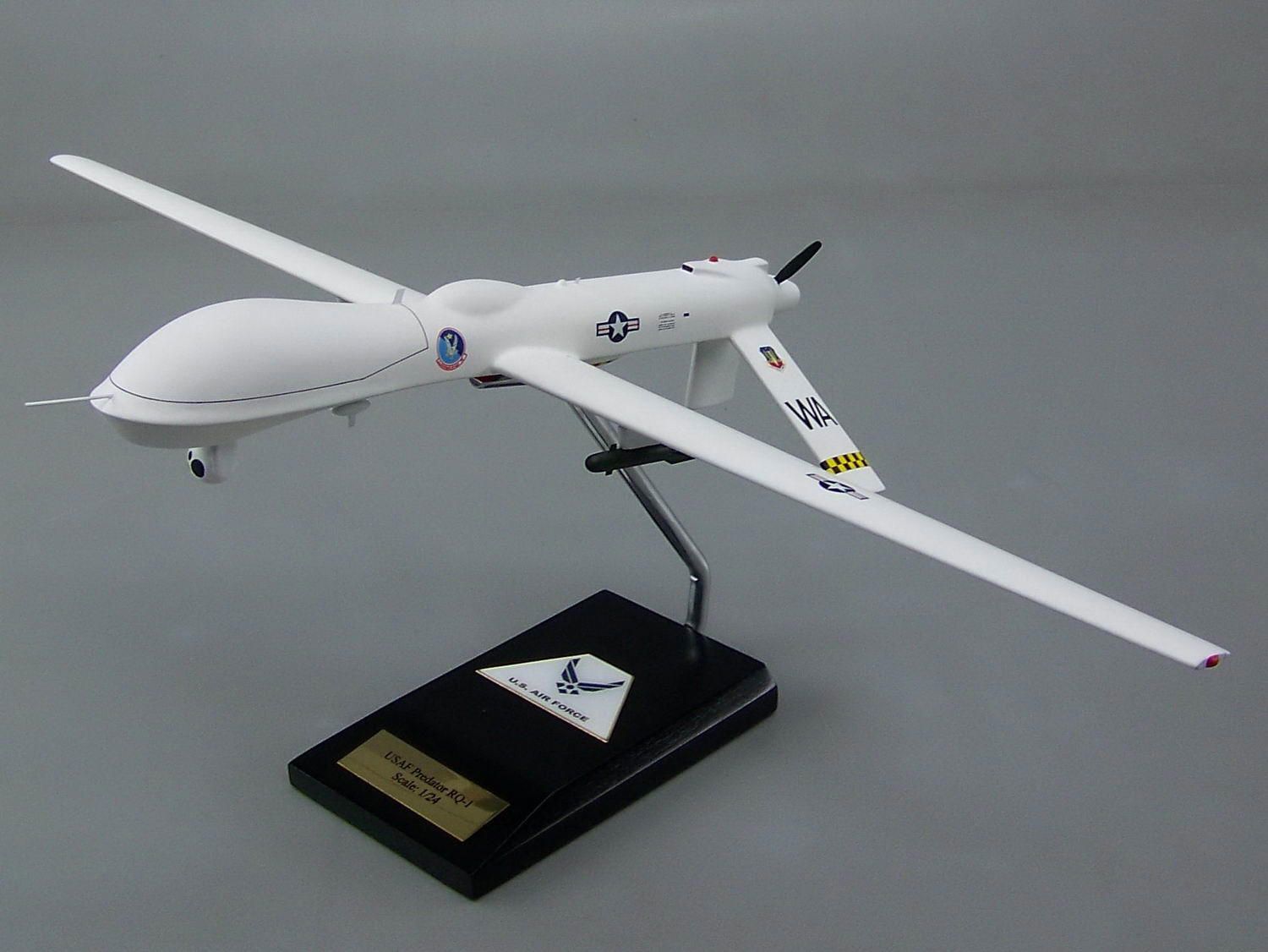 USAF RQ 1 Predator UAV 1 24 Scale Airplane Model