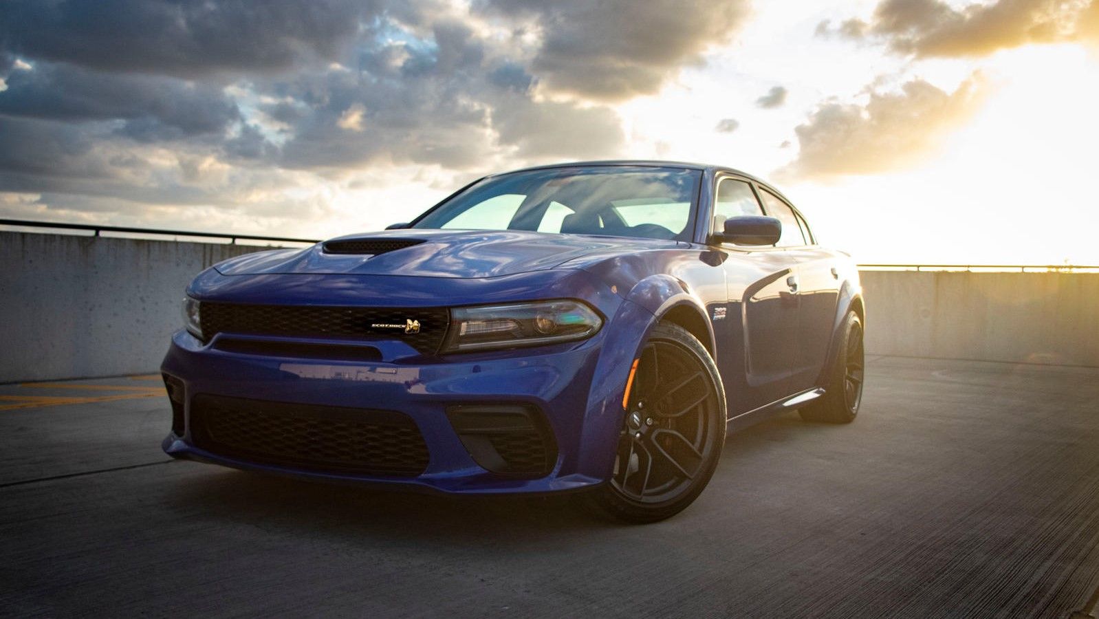 Dodge Charger R T Sedan Review, Performance, MPG, Features, And Rivals
