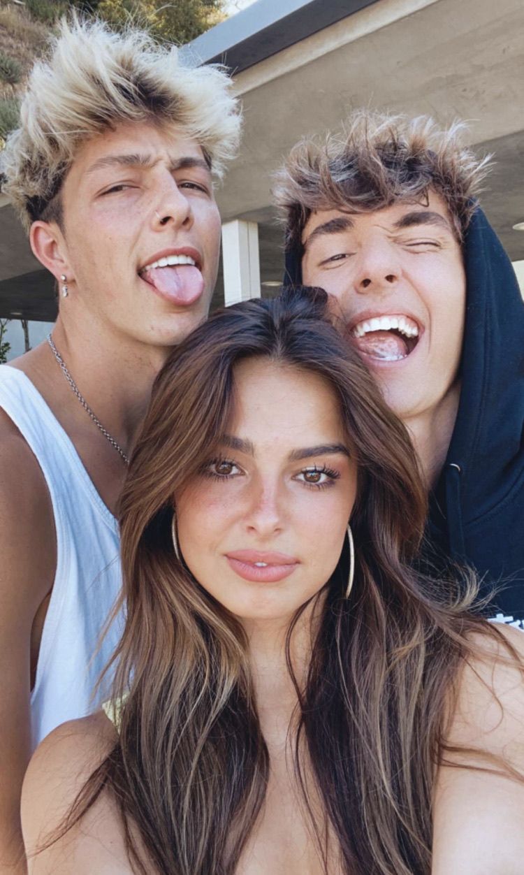 Image about tiktok in ADDISON RAE by storage account Kay ❤️