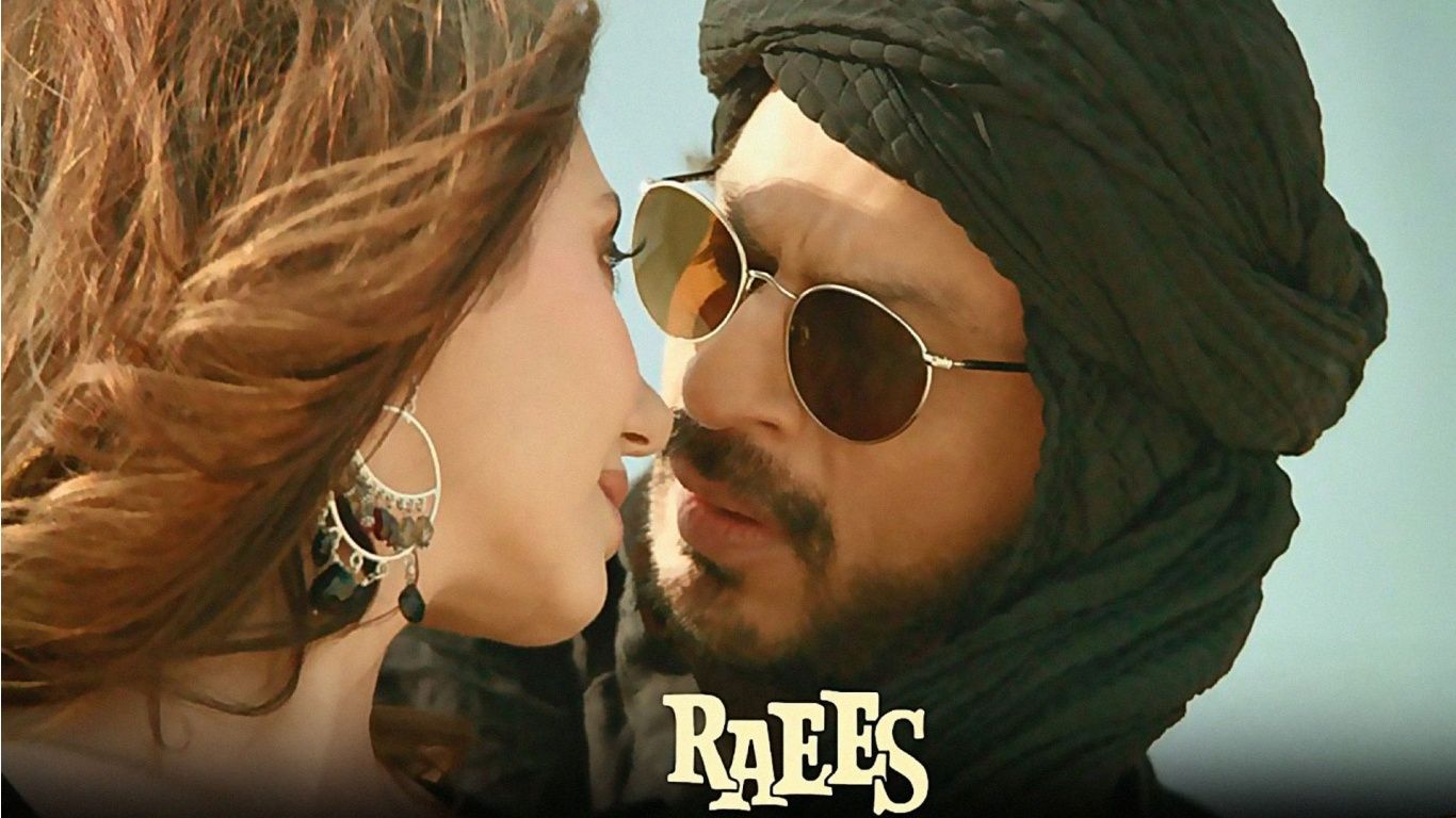 Shah Rukh Khan Mahira Khan Raees Wallpaper