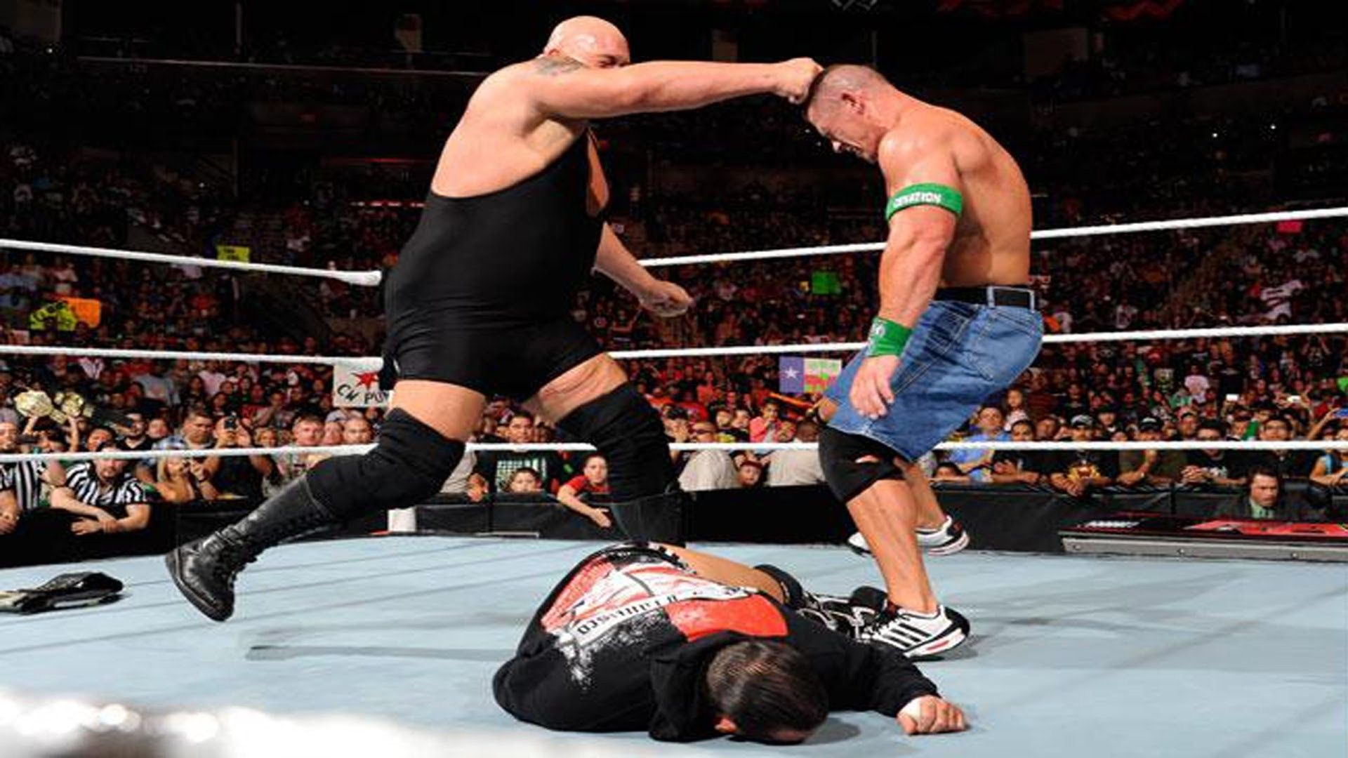 Big Show and John Cena Fight in WWE HD Wallpaper of Wrestler. HD Wallpaper, Image, Picture, Photo. Big show, Famous wrestlers, John cena