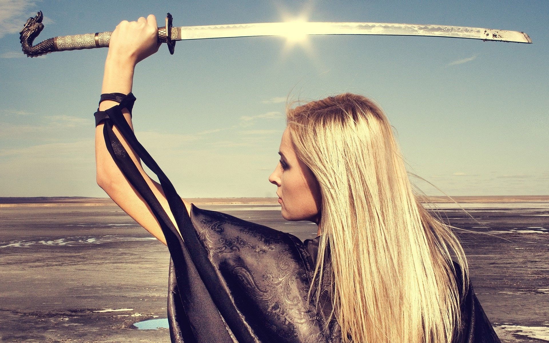 women, Blonde, Katana, Sword, Samurai Wallpaper HD / Desktop and Mobile Background