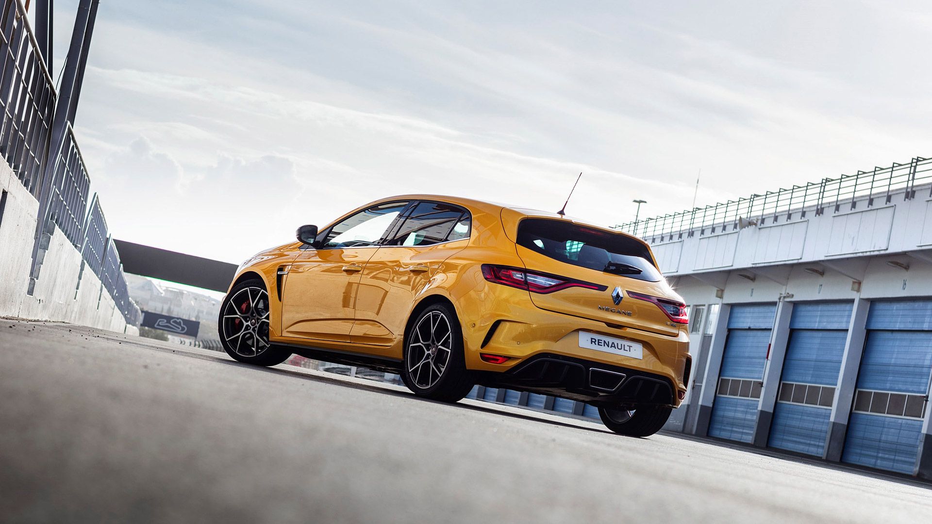 Renault Megane RS Trophy Wallpaper, Specs & Videos