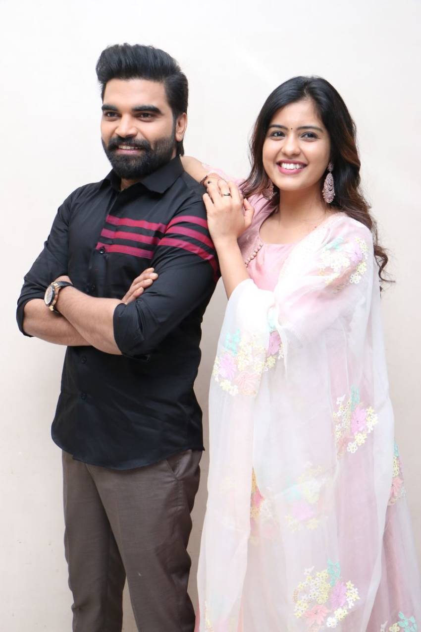 Rojullo Preminchadam Ela Press Meet Photo