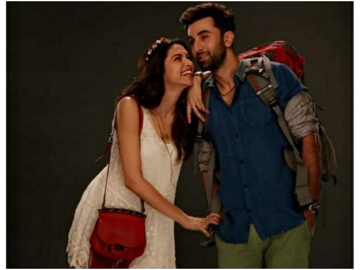 This unseen photo of Deepika Padukone and Ranbir Kapoor from 'Tamasha' poster shoot will drive away your Monday blues!. Hindi Movie News of India