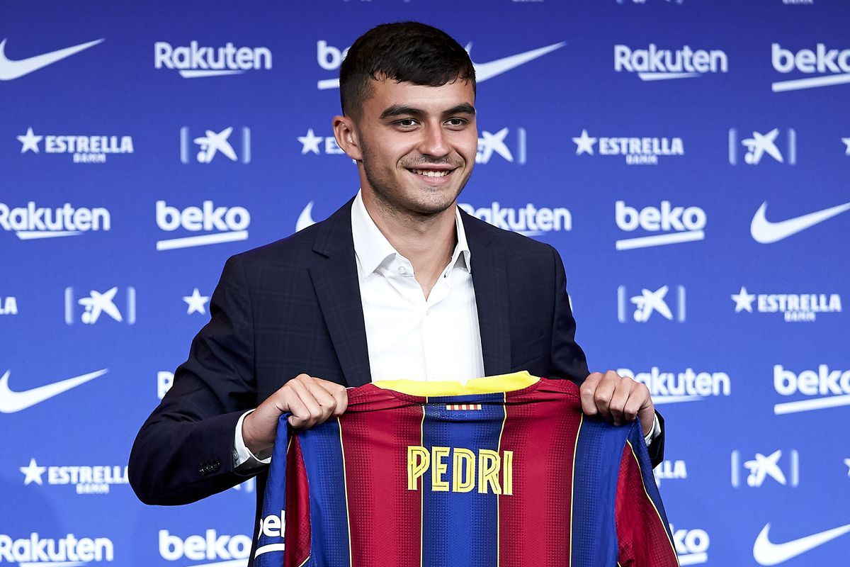 Pedri wants to 'learn from the best' at Barcelona