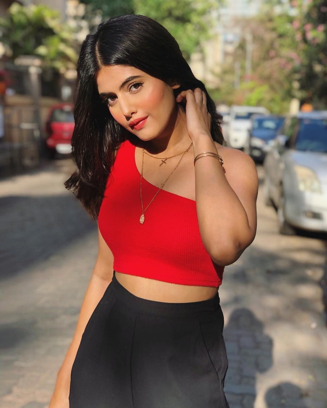 10k Likes, 110 Comments Bharat Bhooshan on Instagram: “Let your energy g. Stylish girl image, Stylish celebrities, Girl photo poses