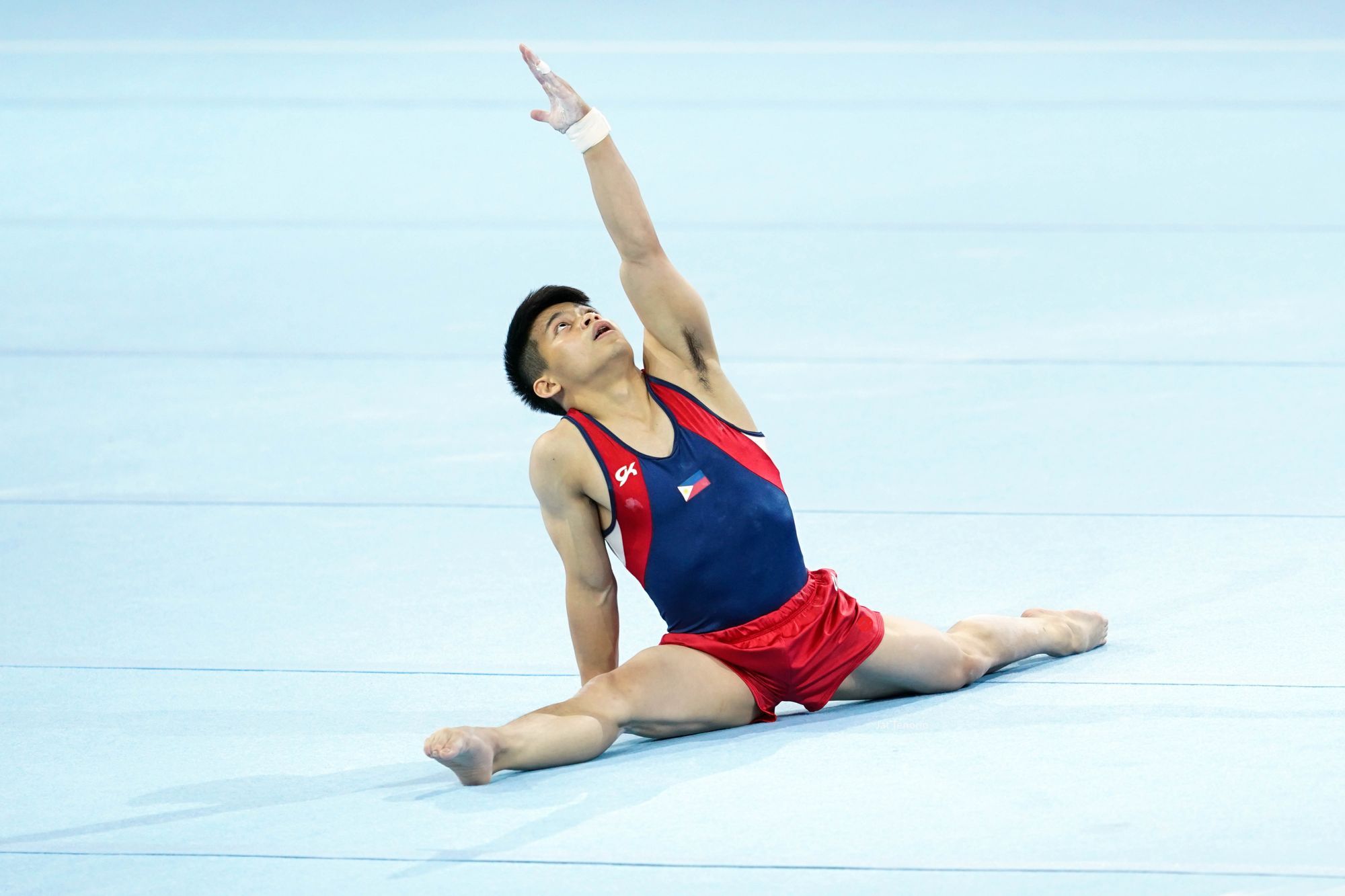 Young Filipino Gymnast Carlos Yulo Is The Philippines' First World Champion