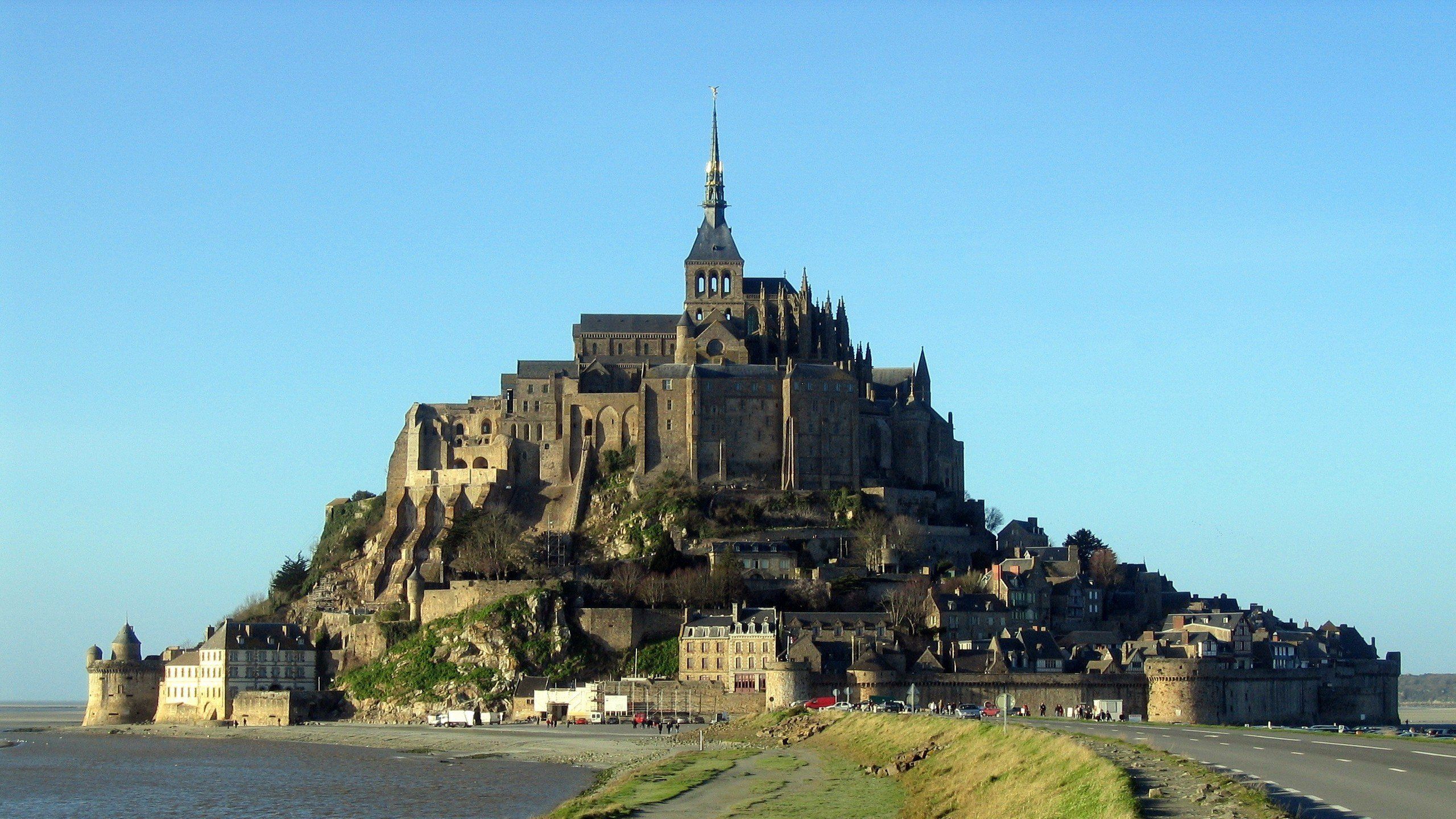 Mont Saint Michel HD Wallpaper / Desktop and Mobile Image & Photo