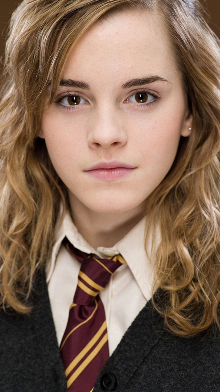 Hermione Granger HD iPhone Wallpaper
