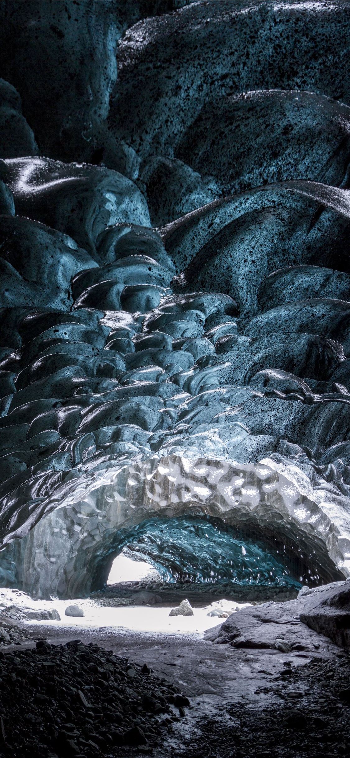 Vatnajokull Ice Caves iPhone X Wallpaper Free Download