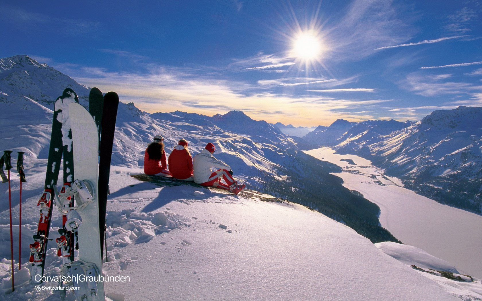 1680*1050 Swiss Winter Fun Ski Vacation Skiing Holiday Wallpaper No.6