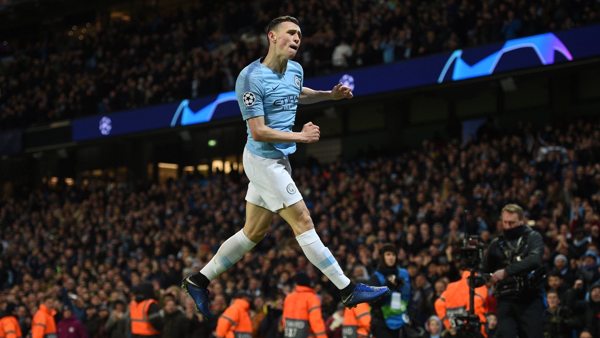 Phil Foden celebrates his goal in Manchester City's 7