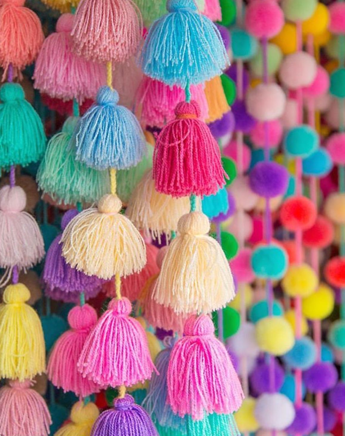 Pom Pom craft. Mexican colors, Color dream, Colorful wallpaper