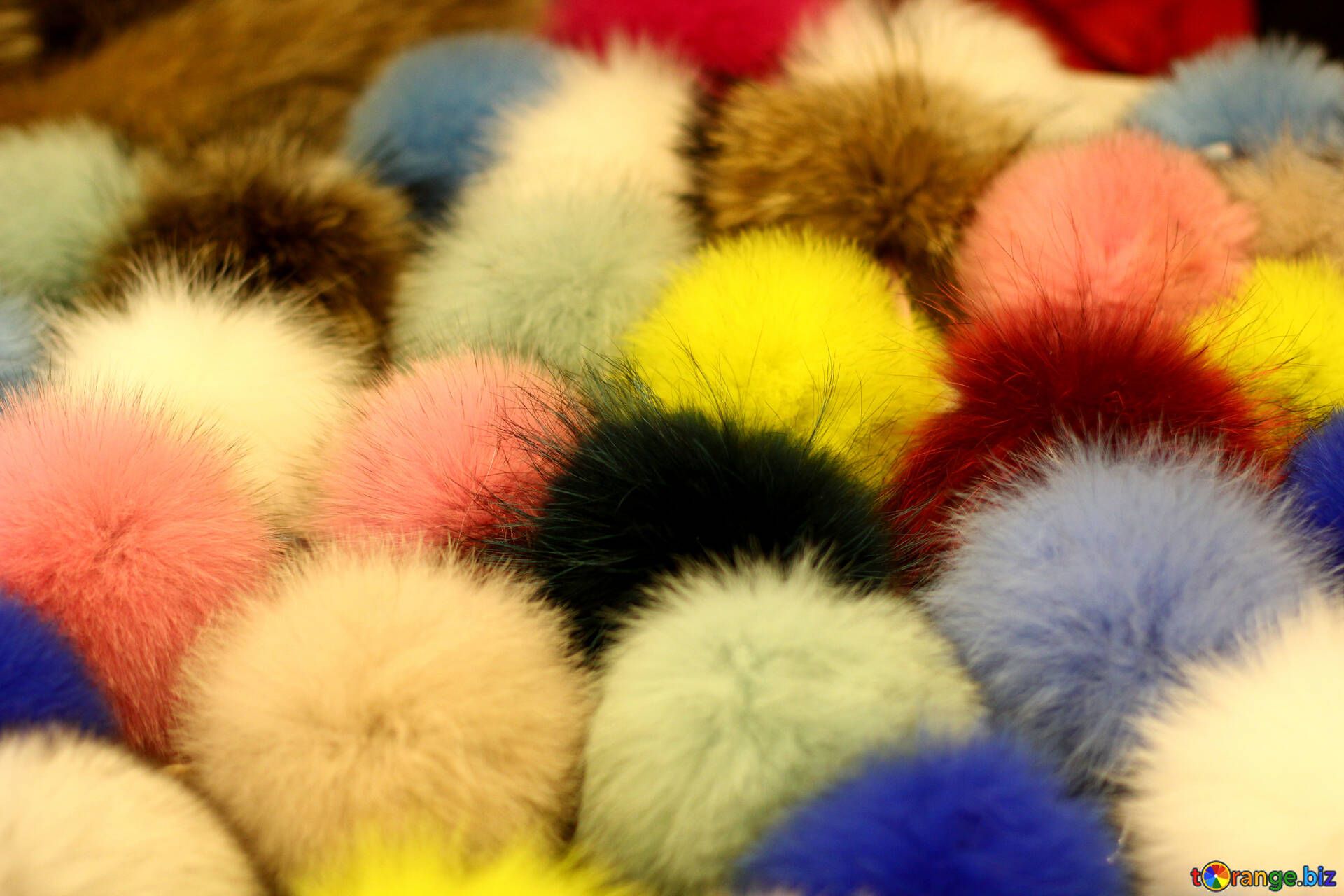 Pom Poms Wallpapers - Wallpaper Cave