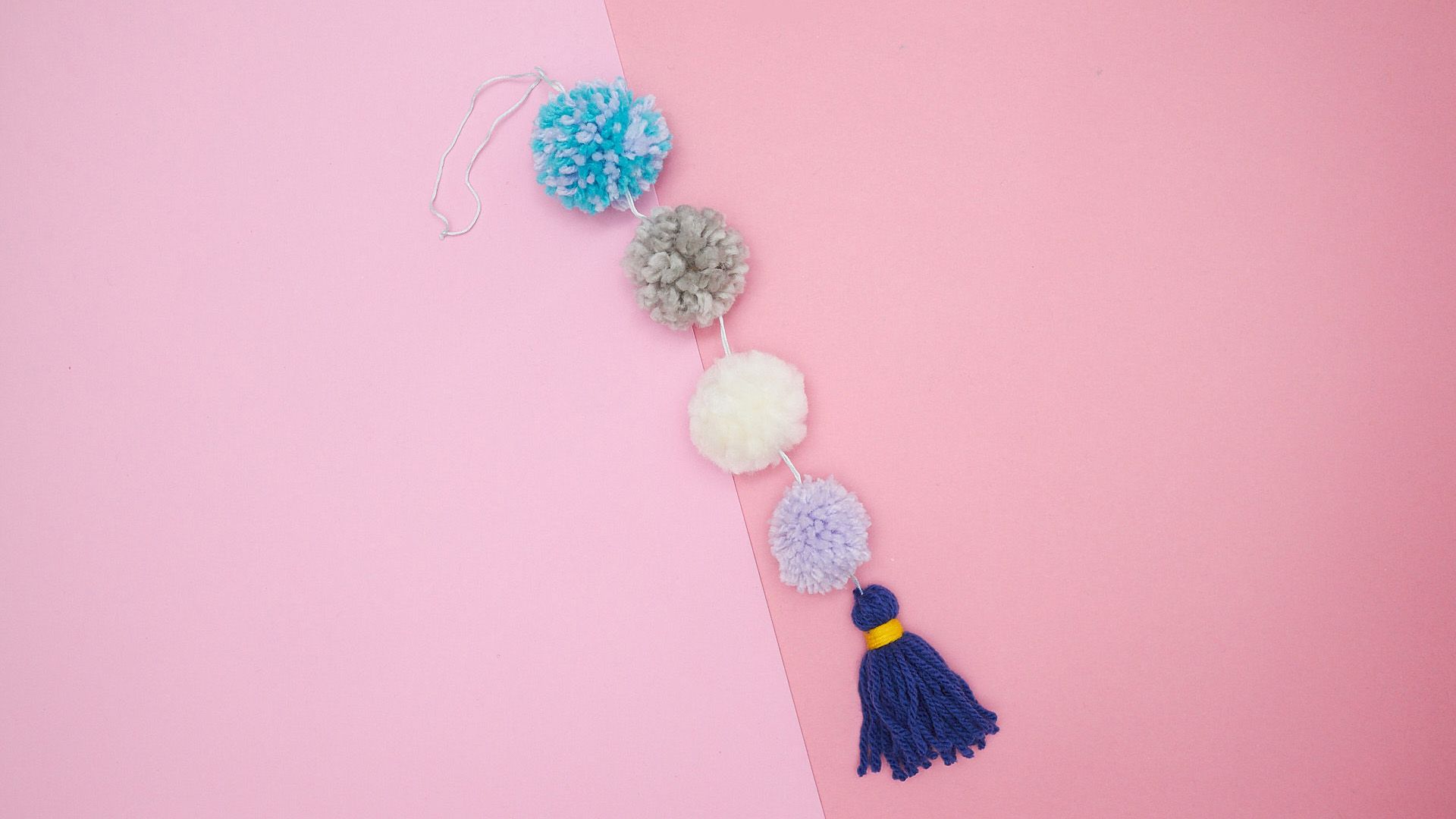 5 Minute Craft: Make Your Own Fluffy Pom Poms