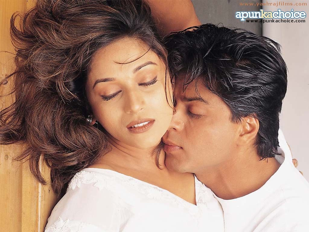Shahrukh Khan and Madhuri Dixit, lucky woman. Shahrukh khan, Bollywood, Vintage bollywood