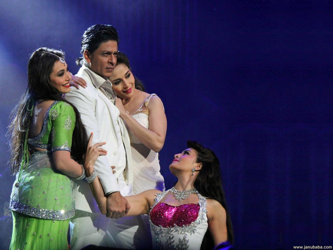Shahrukh Khan with Rani Mukerji, Madhuri Dixit and Jacqueline Fernandez wallpaper - (1280x960), Janubaba.com