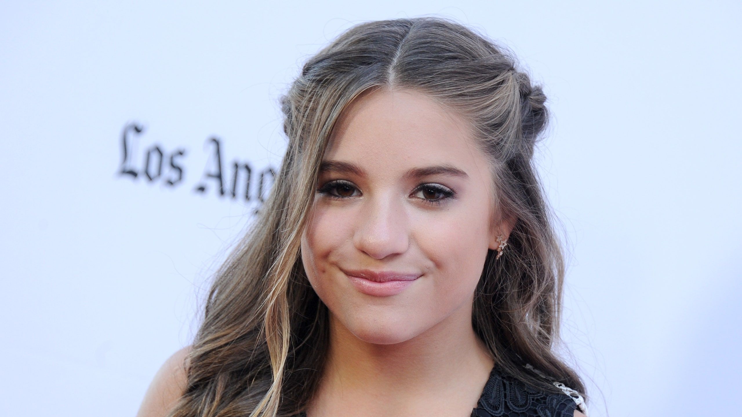 Mackenzie Ziegler HD Wallpapers - Wallpaper Cave